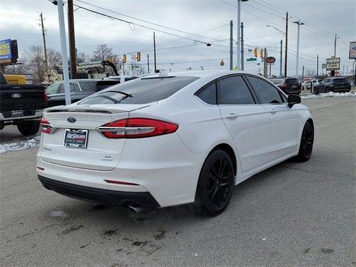 2019 Ford Fusion SE