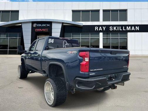 Blue Metallic 2022 Chevrolet Silverado 2500 Custom
