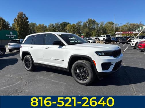 2025 Jeep Grand Cherokee Laredo