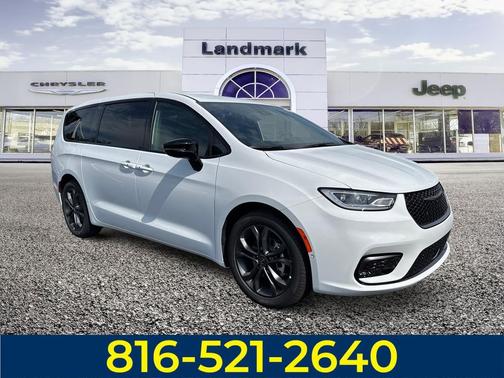 2026 Chrysler Pacifica L