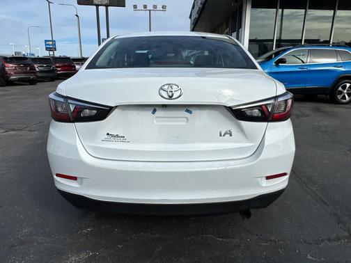 2017 Toyota Yaris iA Base