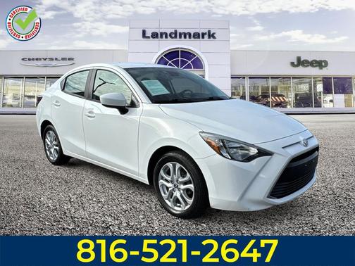 2017 Toyota Yaris iA Base