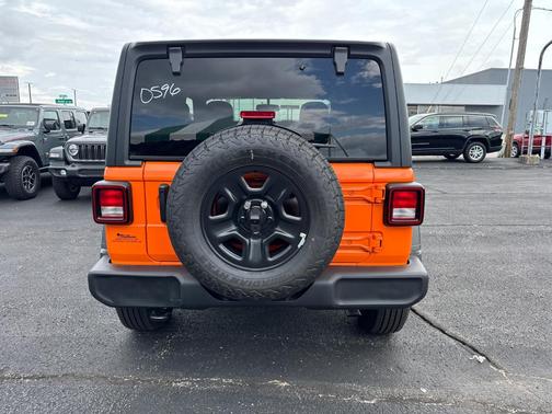 2025 Jeep Wrangler Sport