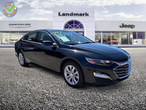 Mosaic Black Metallic 2024 Chevrolet Malibu FWD 1LT