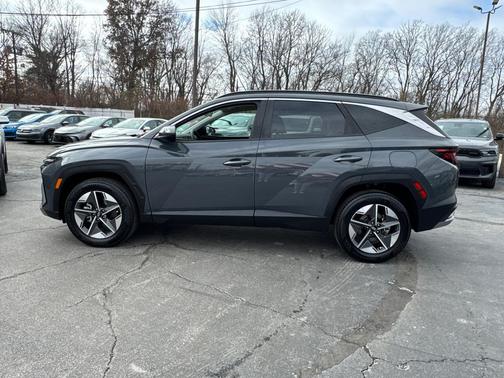 2025 Hyundai TUCSON SEL