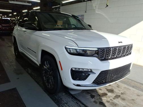 2024 Jeep Grand Cherokee Summit