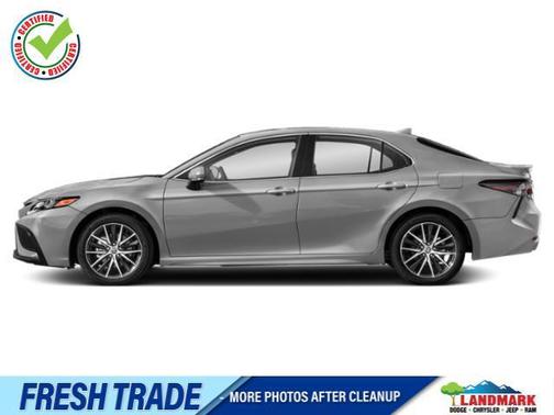 Celestial Silver Metallic 2024 Toyota Camry SE