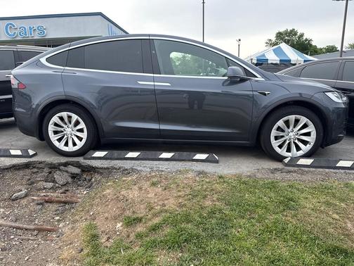 2019 Tesla Model X 75D