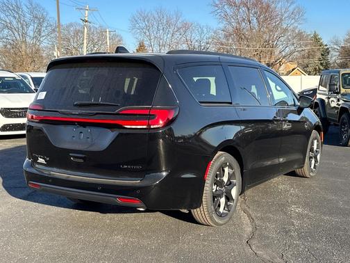 2026 Chrysler Pacifica Limited
