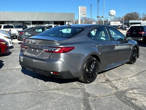 2025 Toyota Camry Unknown