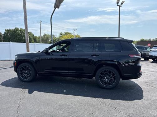 2025 Jeep Grand Cherokee L Summit