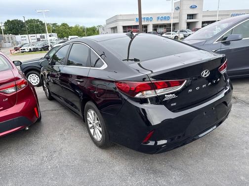 2019 Hyundai SONATA SE