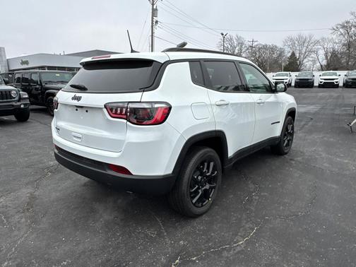 2026 Jeep Compass Latitude