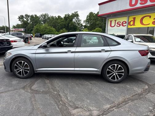 Pyrite Silver Metallic 2025 Volkswagen Jetta 1.5T Sport