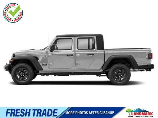 Sting-Gray Clearcoat 2023 Jeep Gladiator Willys 4x4