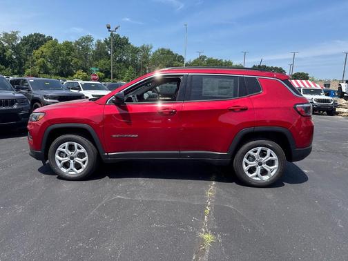 2025 Jeep Compass Latitude