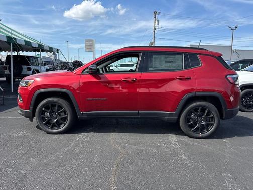 Red Hot Pearlcoat 2026 Jeep Compass Latitude
