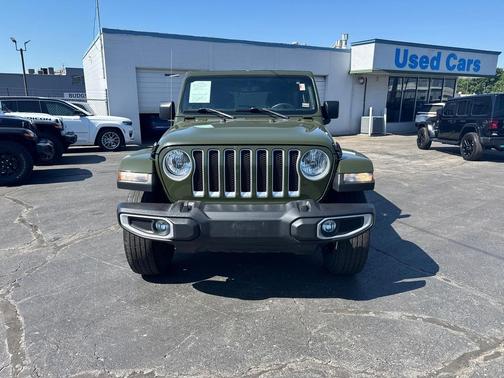 2023 Jeep Wrangler 4-Door Sahara 4x4