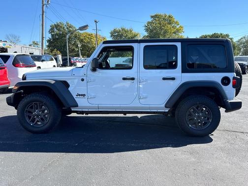 2025 Jeep Wrangler Sport