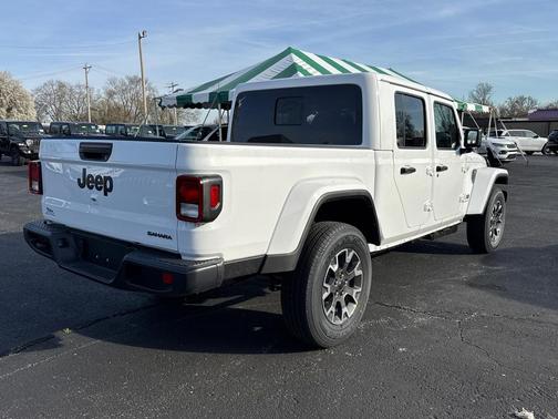 2026 Jeep Gladiator Sahara 4x4