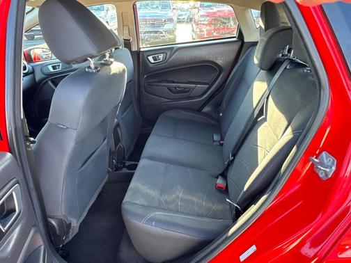 2015 Ford Fiesta SE