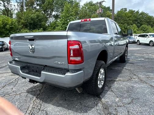 2024 RAM 2500 Laramie Crew Cab 4x4 6'4' Box