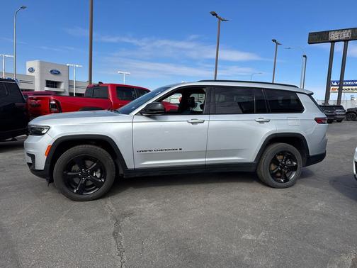 2021 Jeep Grand Cherokee L Altitude