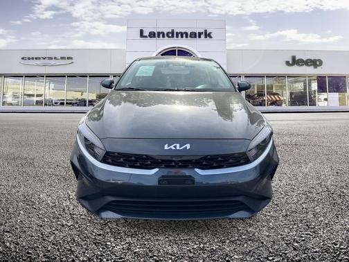 Gravity Gray 2024 Kia Forte LXS