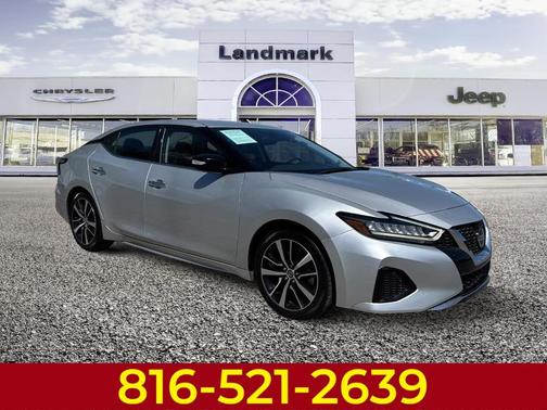 2022 Nissan Maxima SV