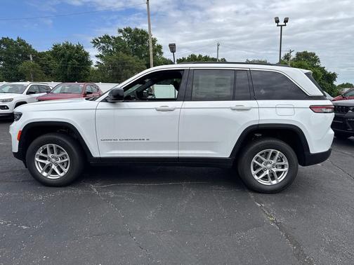 2026 Jeep Grand Cherokee Altitude