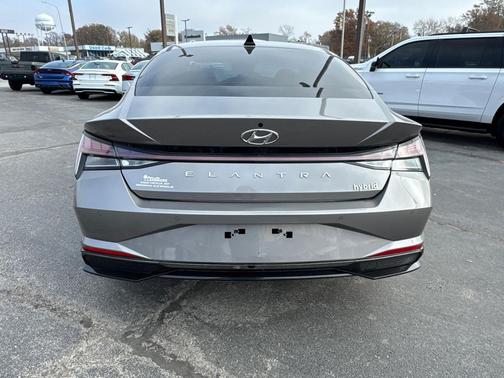 2022 Hyundai ELANTRA HEV Limited