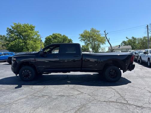 2025 RAM 3500 Laramie