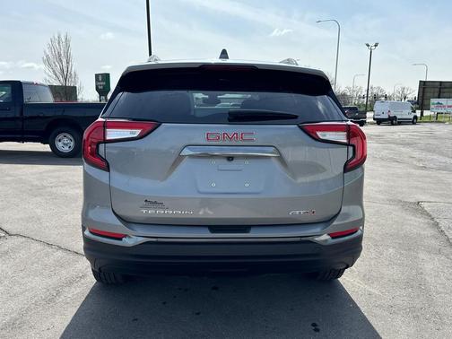 2023 GMC Terrain AWD AT4