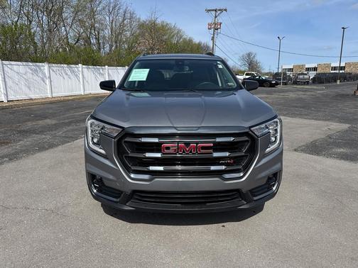 2023 GMC Terrain AWD AT4