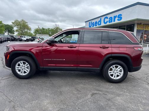 2023 Jeep Grand Cherokee Laredo