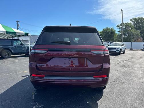 Velvet Red Pearlcoat 2026 Jeep Grand Cherokee Limited