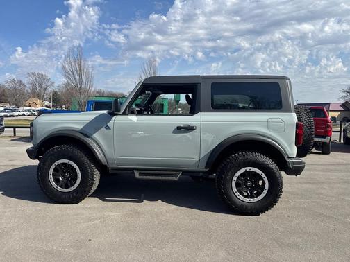 2024 Ford Bronco Black Diamond