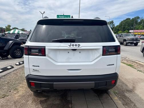 Bright White Clearcoat 2026 Jeep Cherokee Laredo 4x4