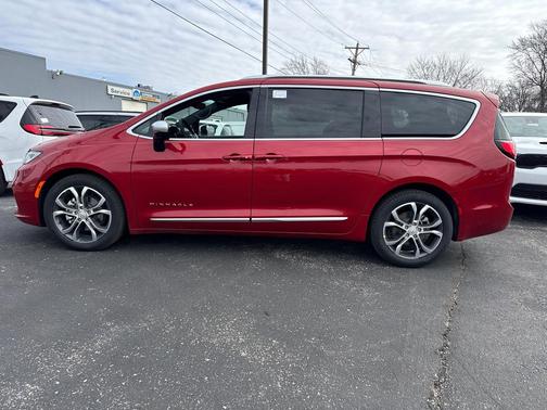 2026 Chrysler Pacifica L