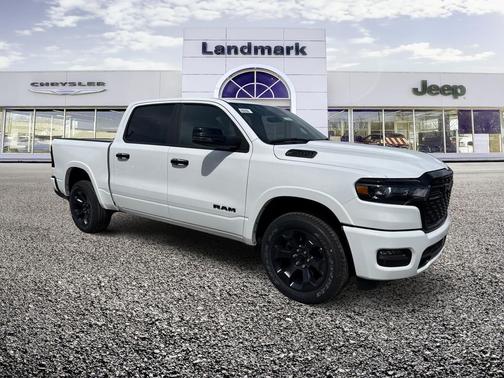 Bright White Clearcoat 2026 RAM 1500 Big Horn/Lone Star