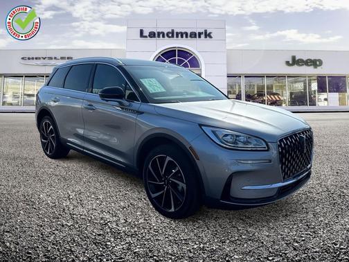 Silver Radiance Metallic Clearcoat 2023 Lincoln Corsair Reserve