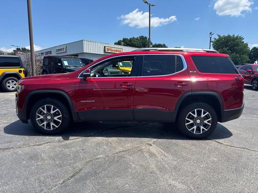 2023 GMC Acadia AWD SLE