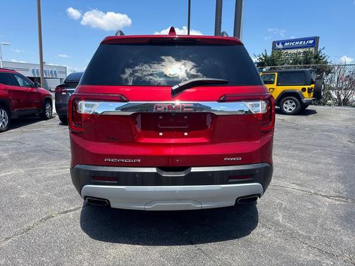 2023 GMC Acadia AWD SLE