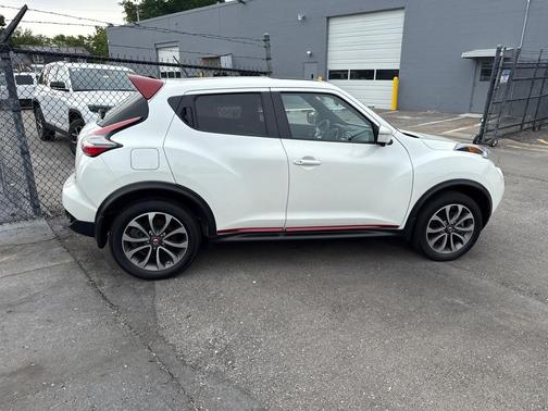 2017 Nissan Juke SL