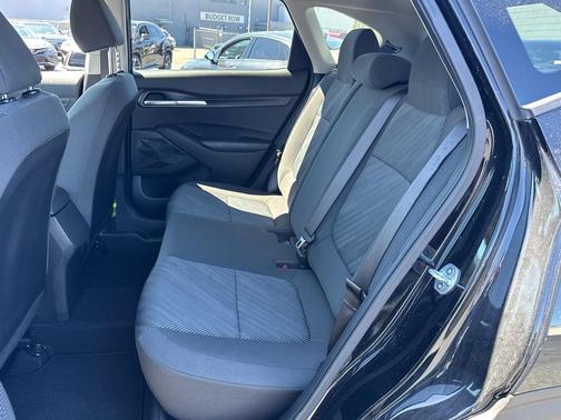 Cherry Black 2023 Kia Seltos LX