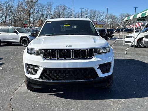 2025 Jeep Grand Cherokee Laredo X