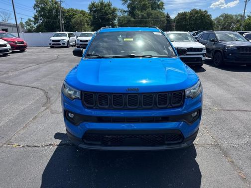 Hydro Blue Pearlcoat 2026 Jeep Compass Latitude