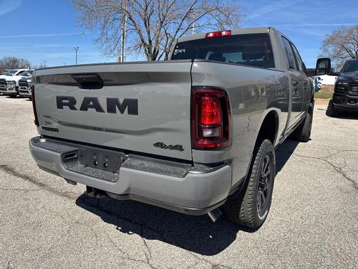 2026 RAM 2500 Big Horn Crew Cab 4x4 6'4' Box
