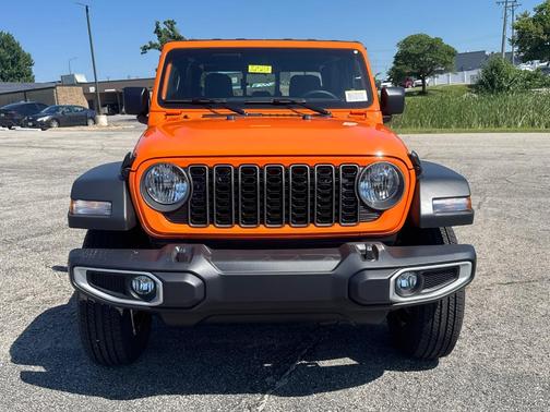 2025 Jeep Gladiator Sport