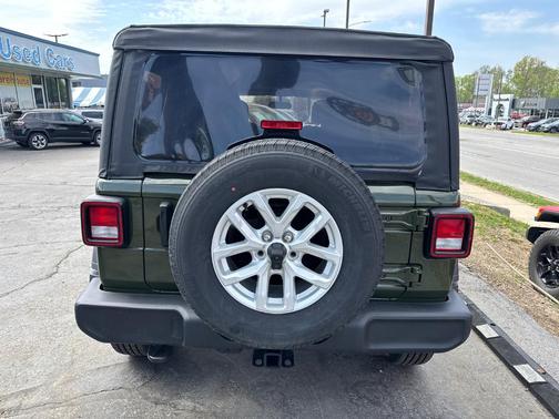 2023 Jeep Wrangler Sport